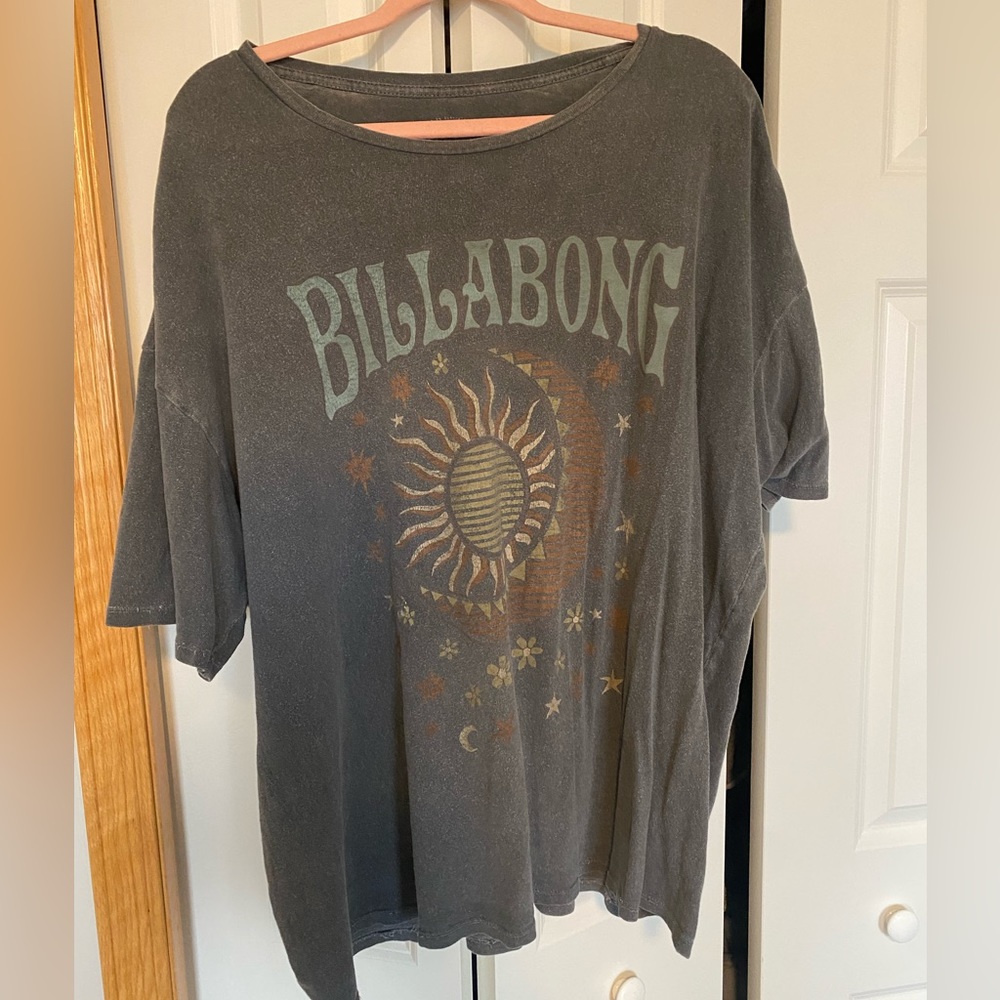 Oversized Billabong Tee